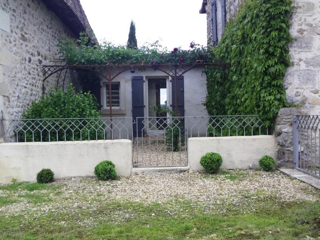 Les Chardons Hotell Chenaud Exteriör bild